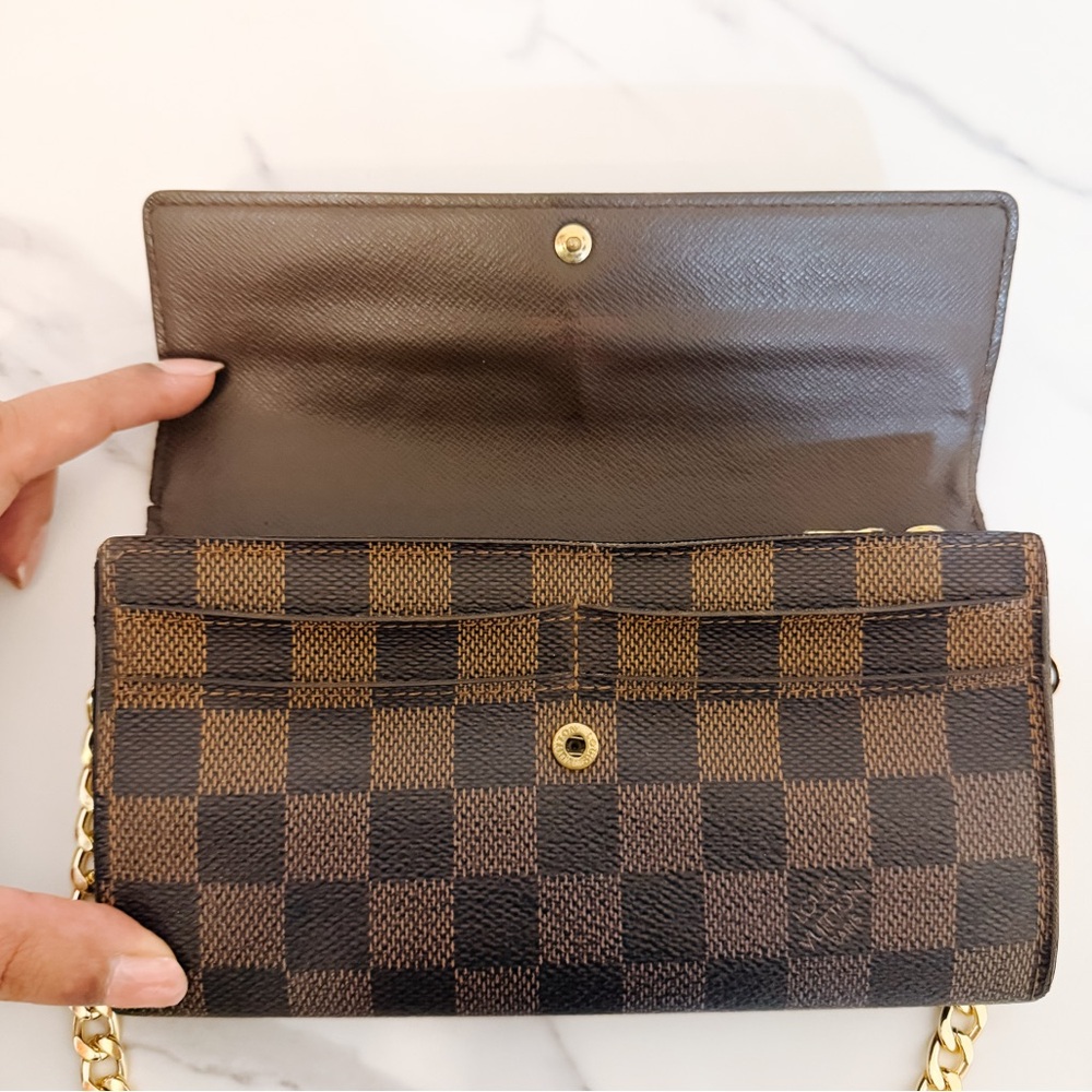 Sale! Louis Vuitton Damier Ebene Sarah wallet with strap - Picture 6 of 15